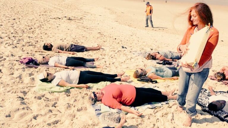 Musicoterapia-na-Praia-Ana-Rita-Simonka-02